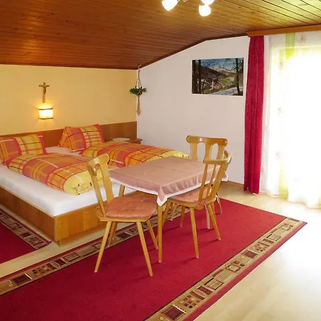 Haus Bloserhof 412w شقة *
